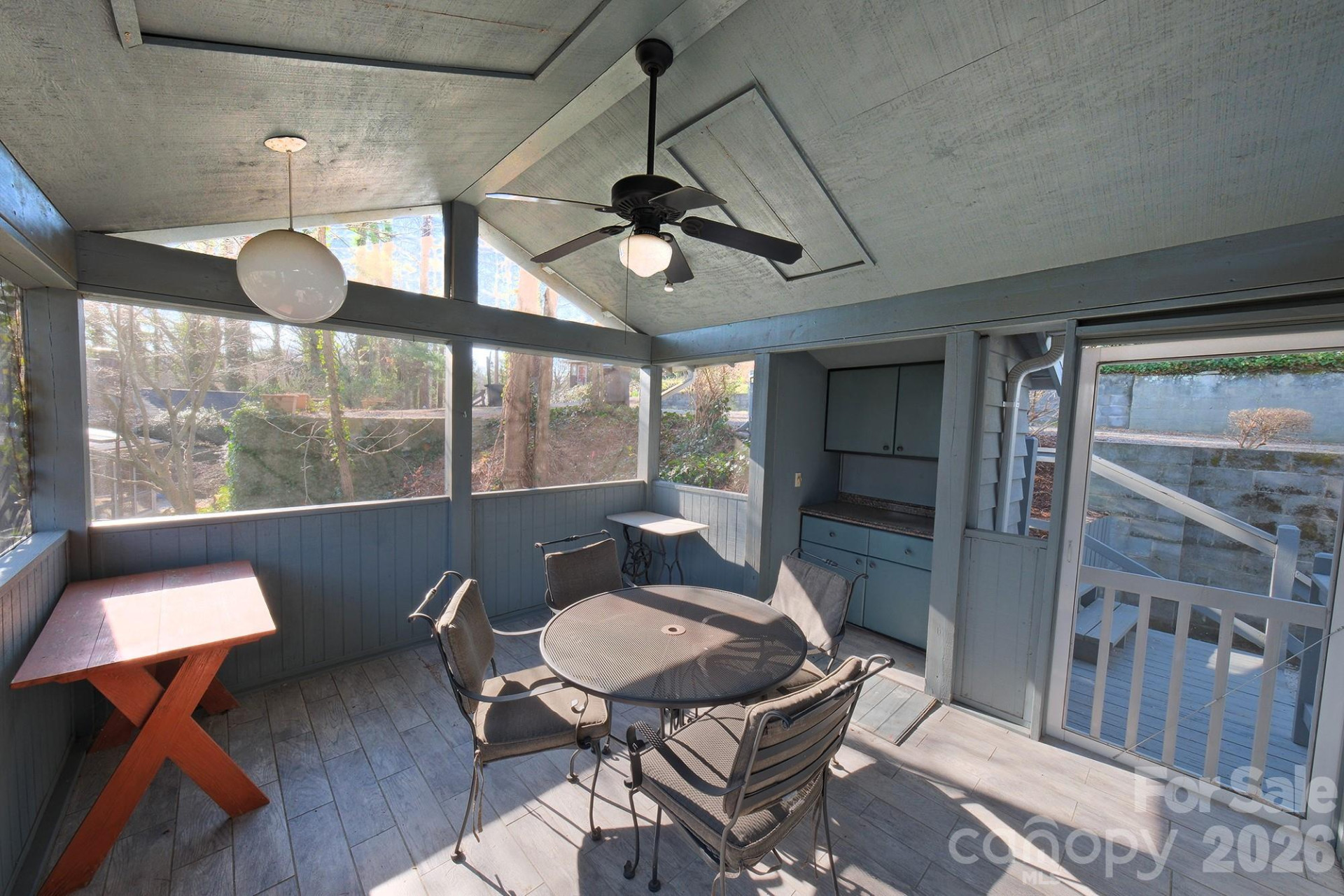 71 Norfolk Lane - Photo 4