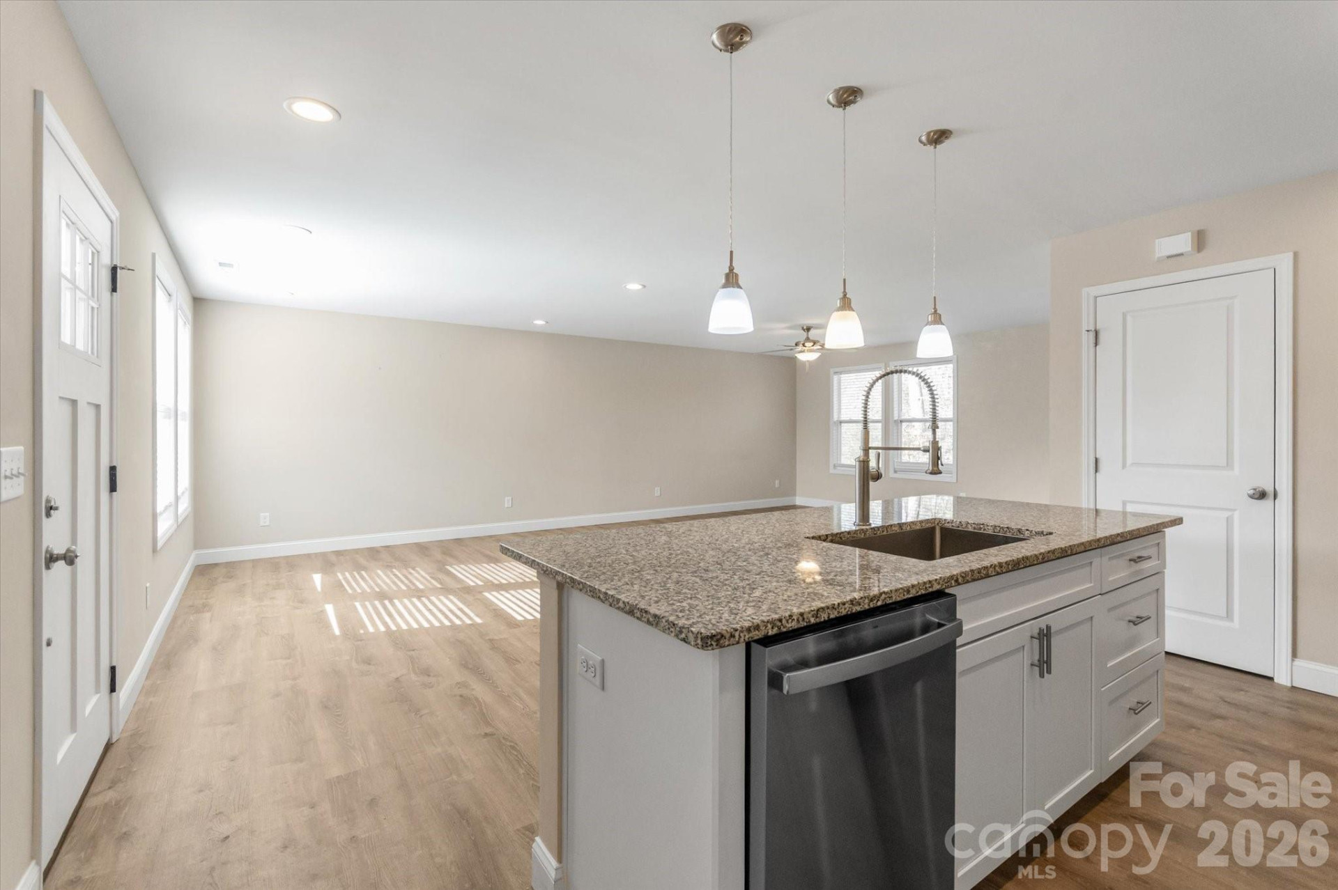 127 Hawthorne Drive - Photo 12