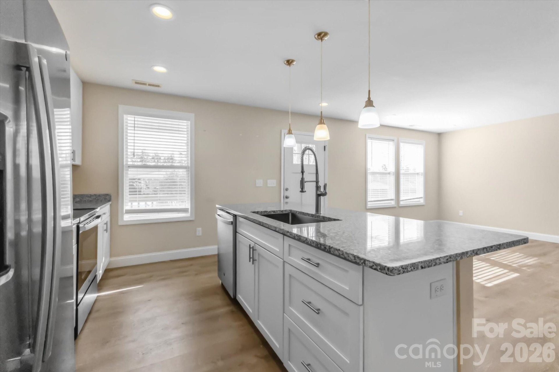 127 Hawthorne Drive - Photo 13