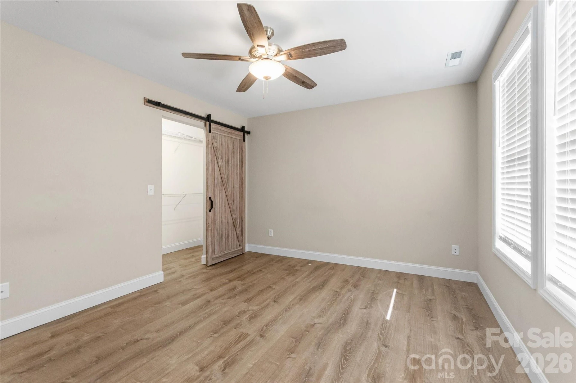 127 Hawthorne Drive - Photo 19