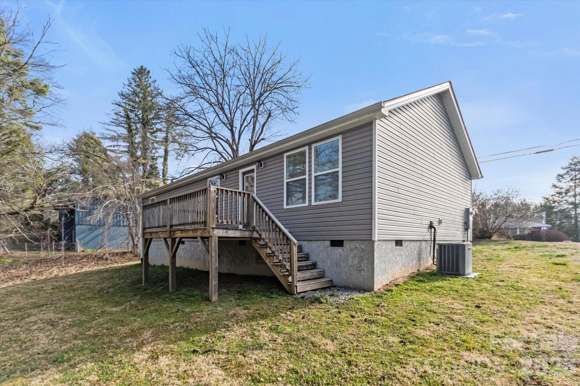 127 Hawthorne Drive - Photo 4