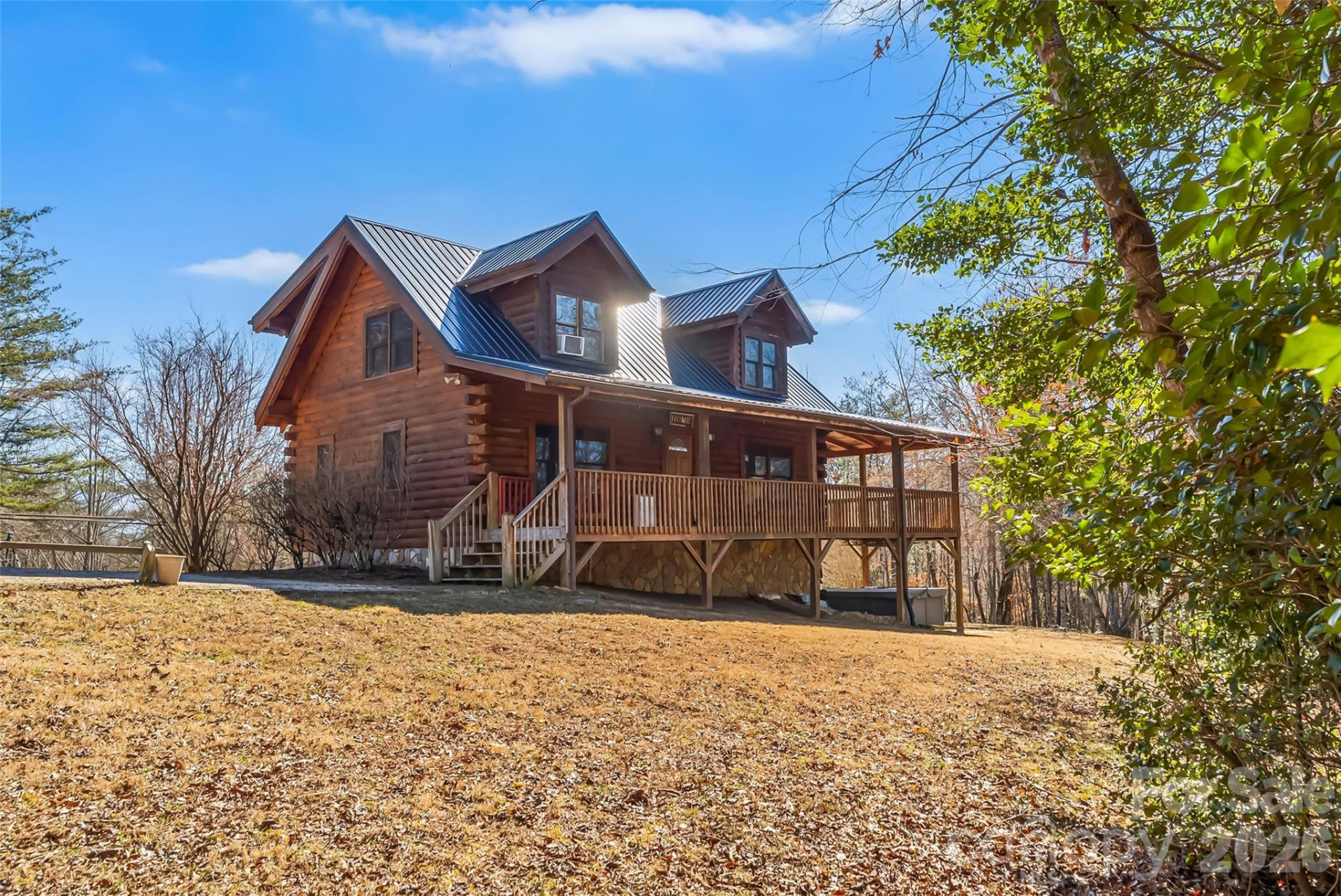 460 Cascades Parkway - Photo 2