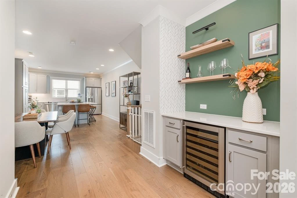 1150 36th Street - Photo 4