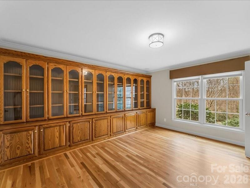 112 Parkland Street - Photo 12