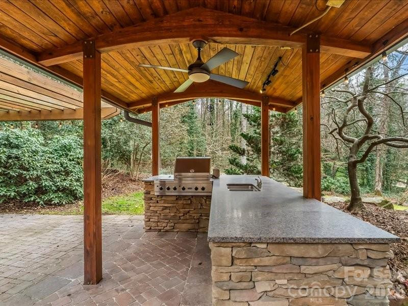 112 Parkland Street - Photo 27