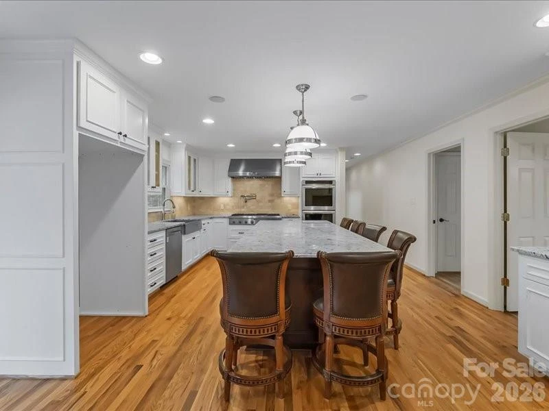 112 Parkland Street - Photo 10