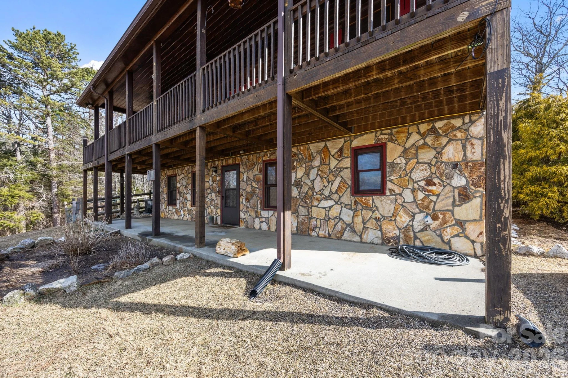 951 Pine Tree Road - Photo 18