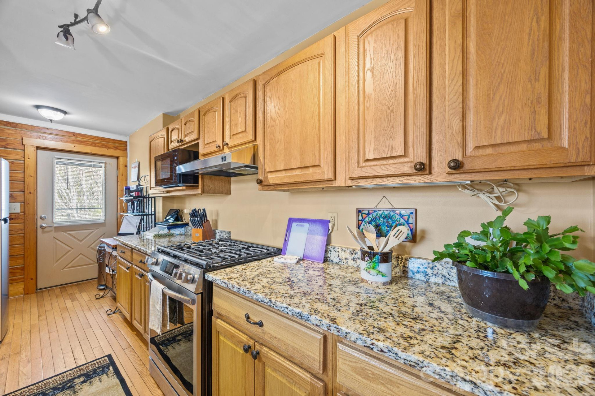 951 Pine Tree Road - Photo 30
