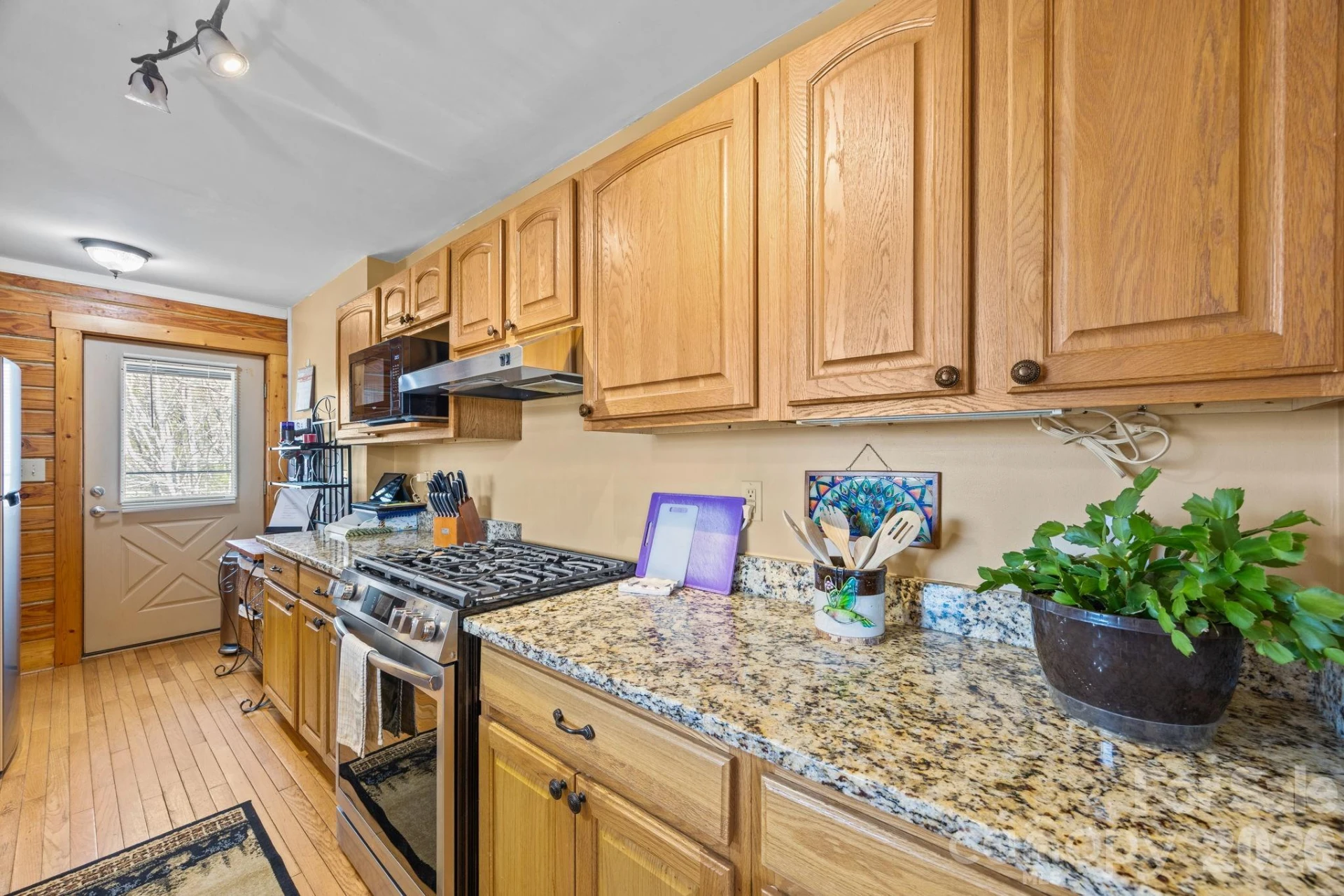 951 Pine Tree Road - Photo 30