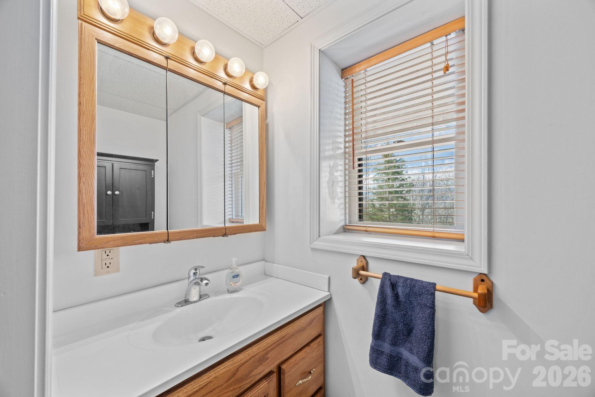 951 Pine Tree Road - Photo 42
