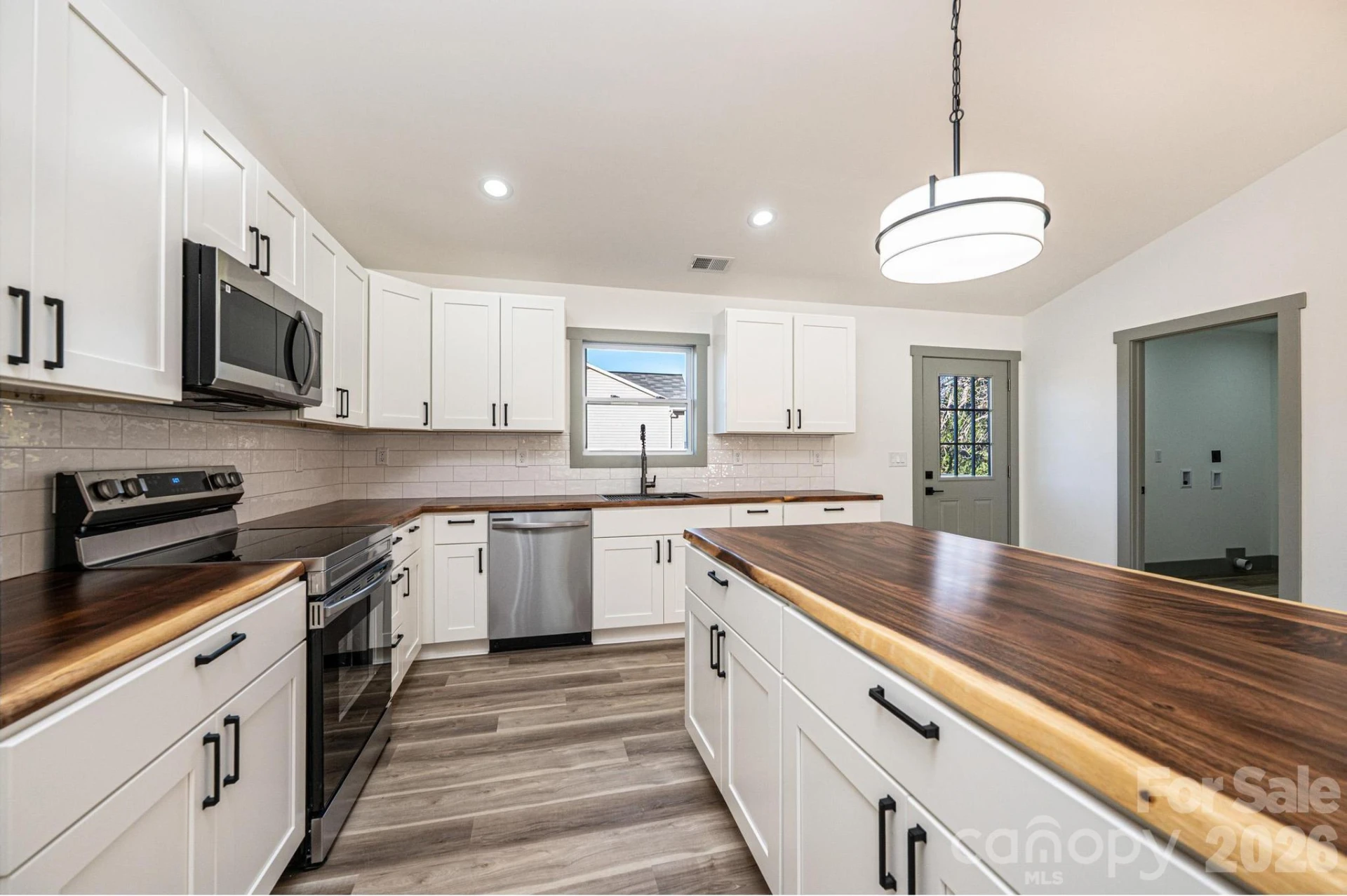 7592 McDuffy Road - Photo 5