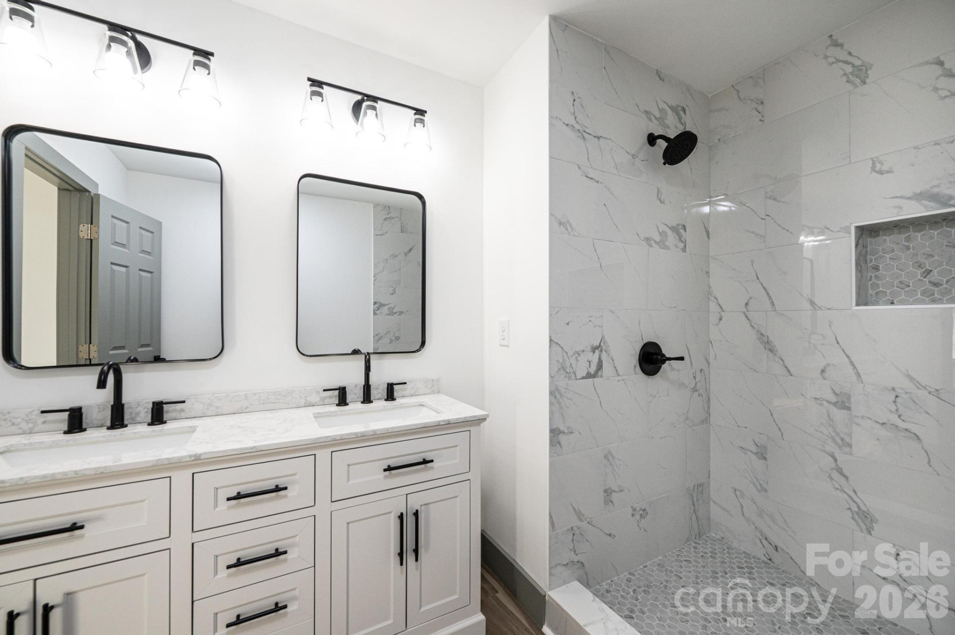 7592 McDuffy Road - Photo 11