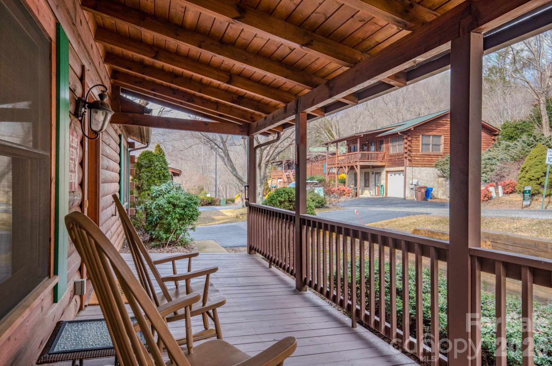 66 Elm Drive - Photo 3