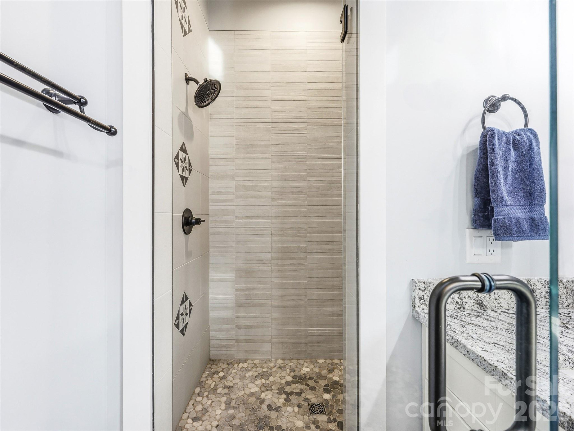 1839 Grandview Drive - Photo 32