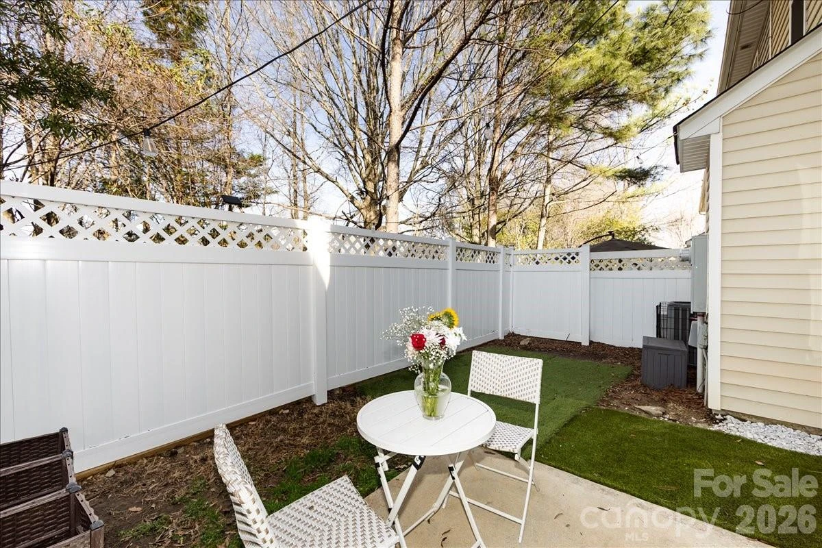 224 Azteca Drive - Photo 4