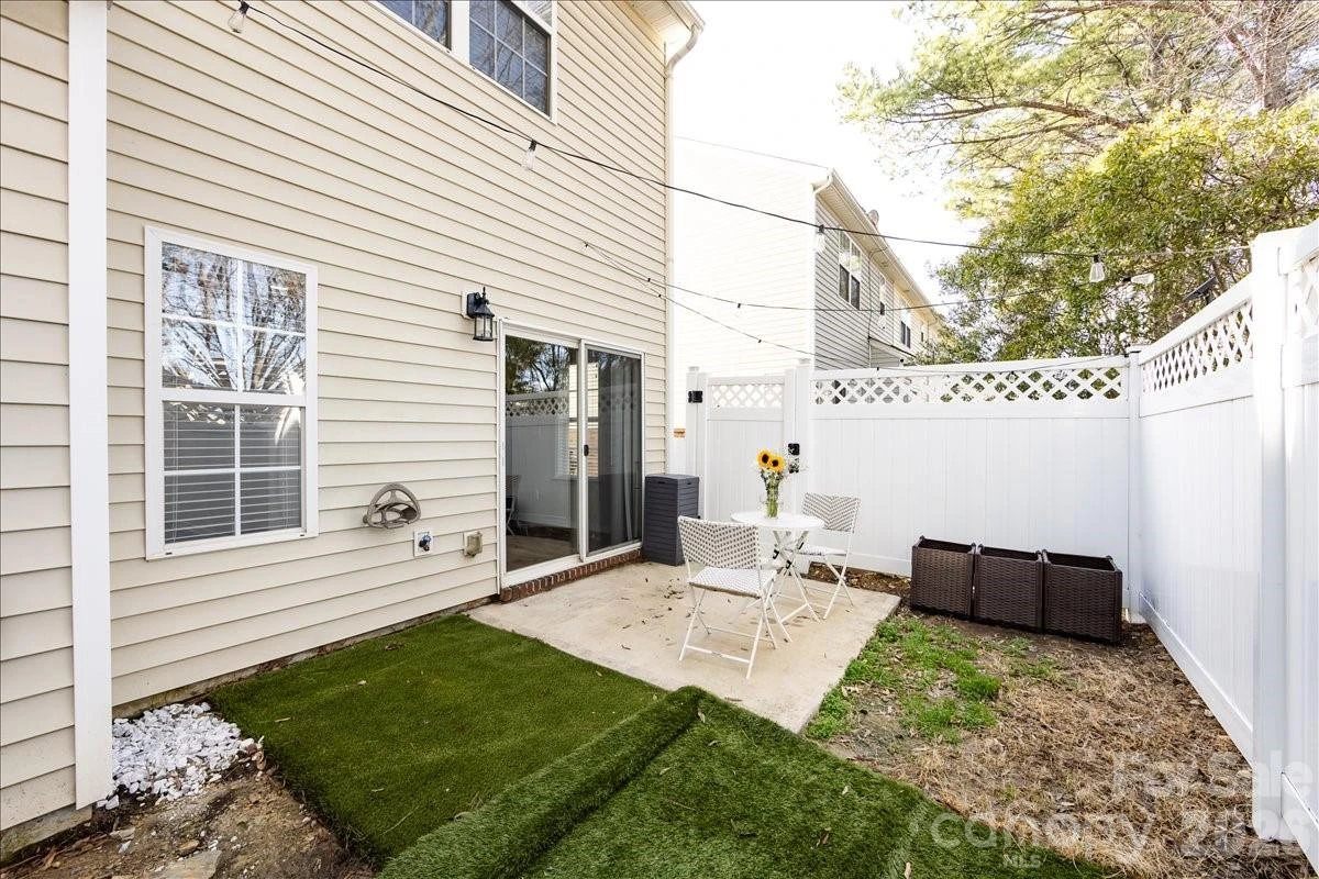 224 Azteca Drive - Photo 5