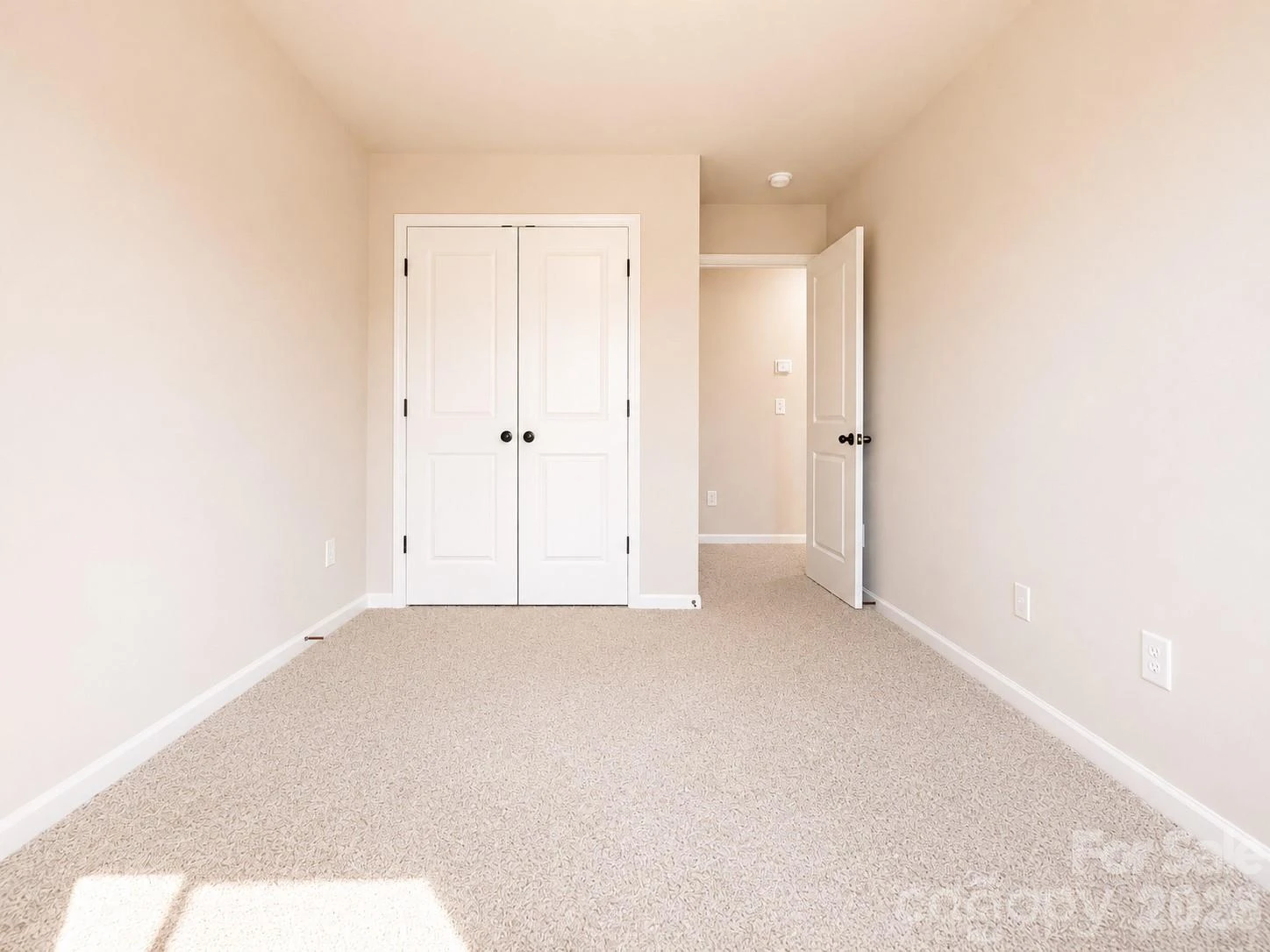 5905 Wallace Avenue - Photo 15