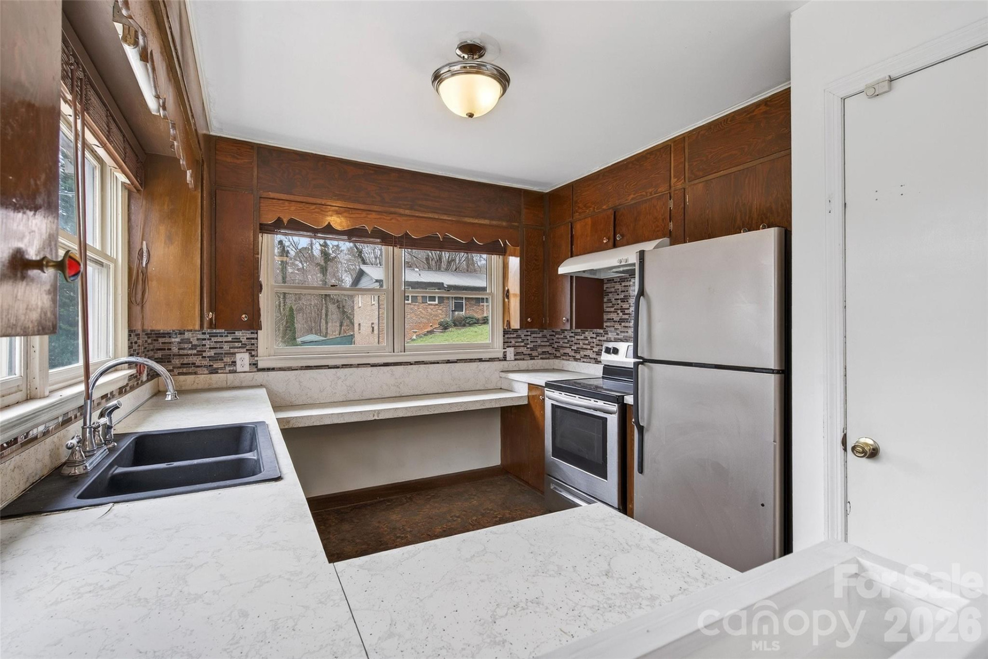 254 Wildwood Terrace - Photo 13