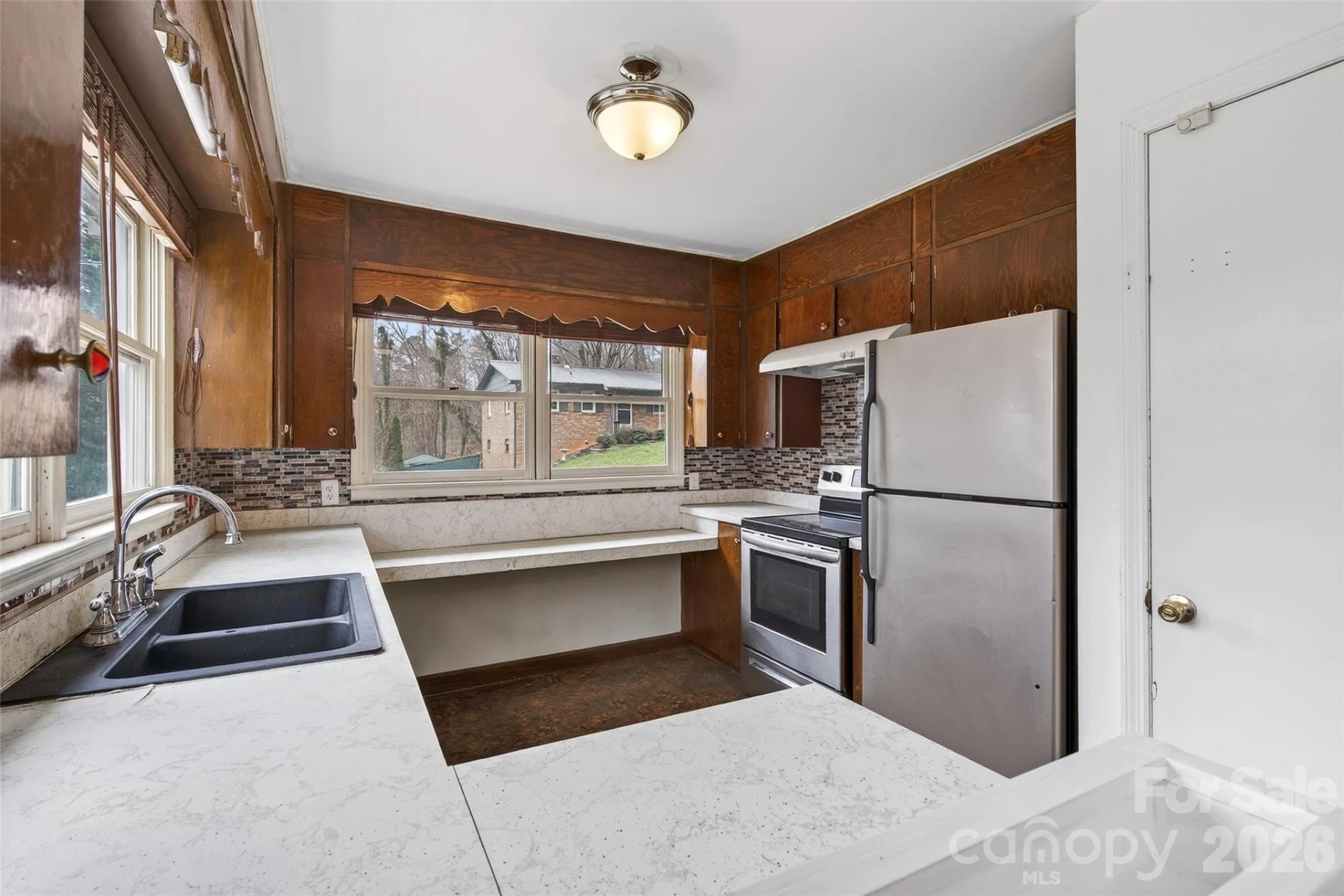 254 Wildwood Terrace - Photo 13