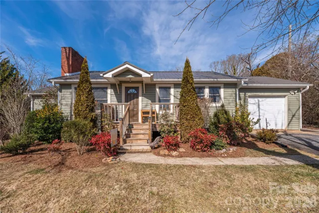 110 Dillingham Circle