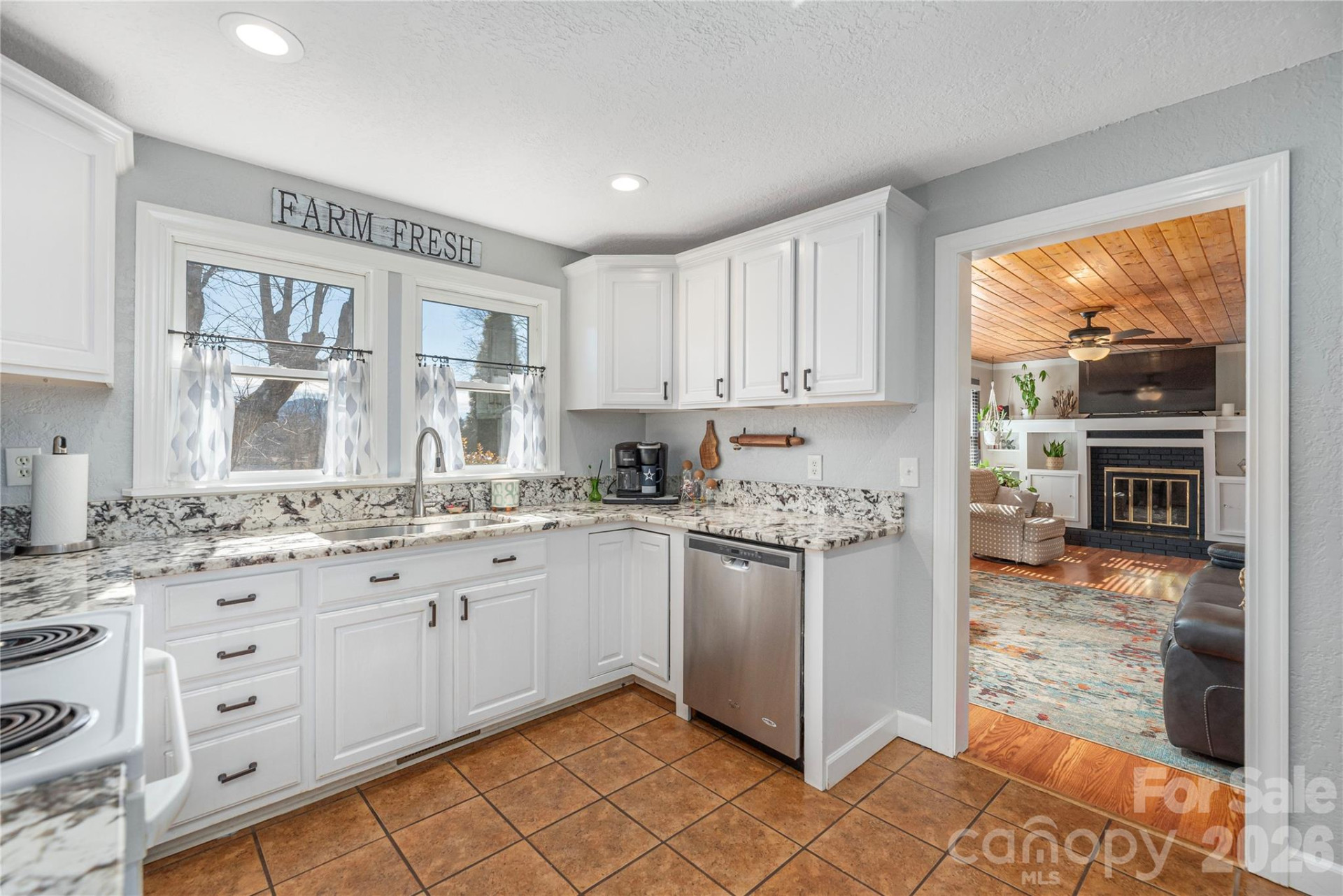 110 Dillingham Circle - Photo 7
