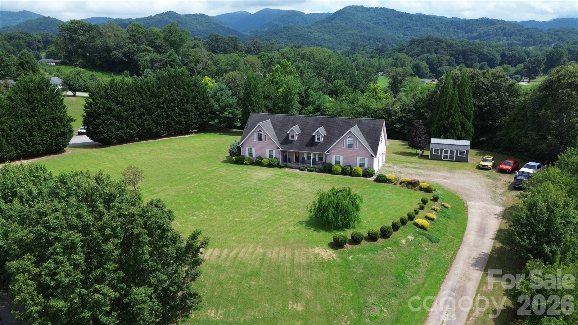 130 Crestview Street - Photo 2