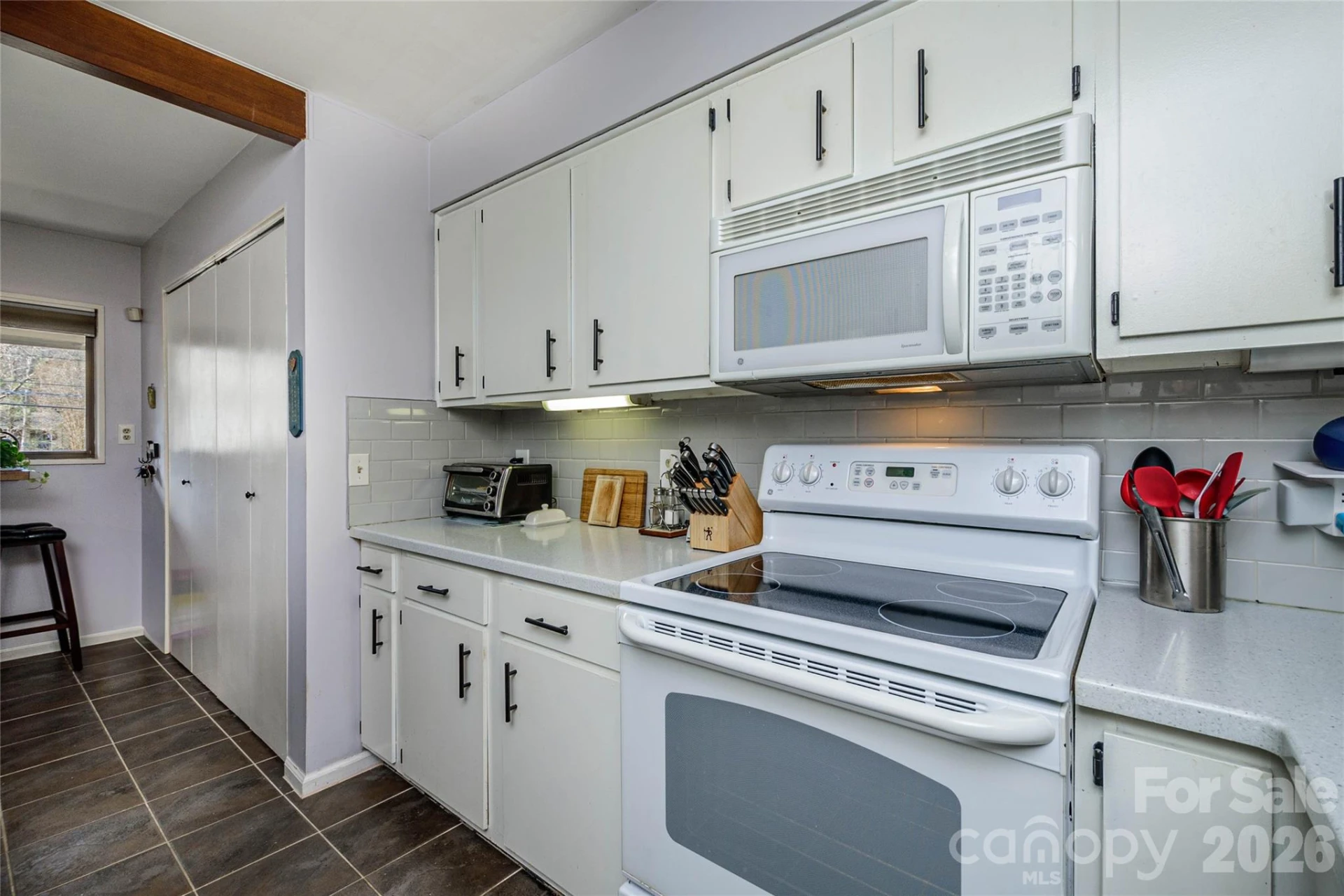 8 Lakemoor Lane #8 - Photo 15