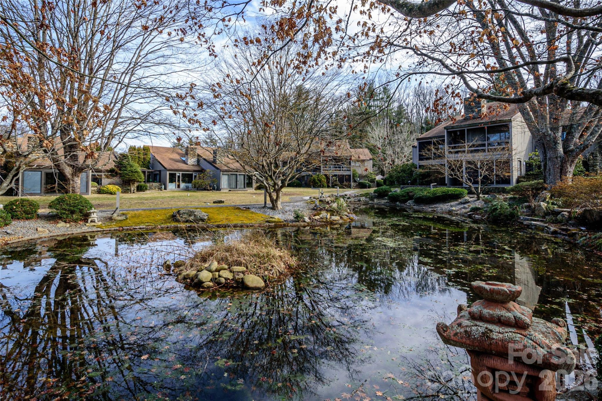 8 Lakemoor Lane #8 - Photo 40