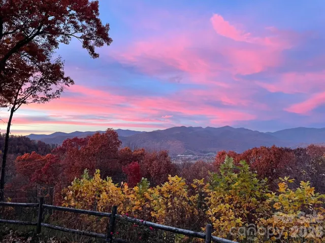 126 Wildflower Cove Drive, Swannanoa, NC, 28778