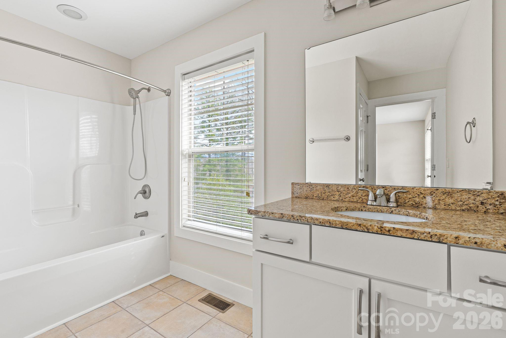 8 Thurland Avenue - Photo 17