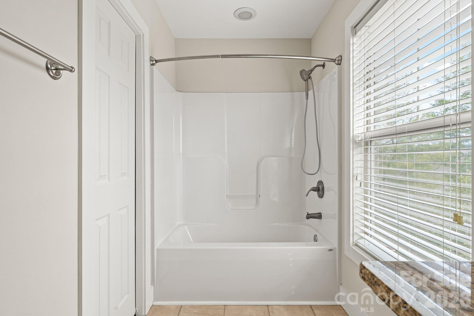 8 Thurland Avenue - Photo 18