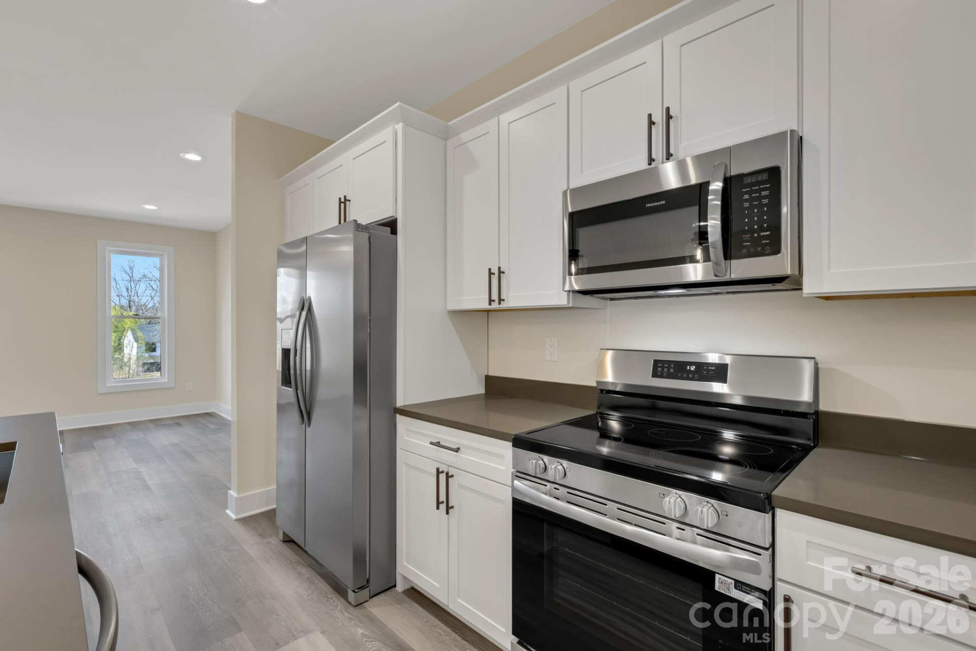 31 Elkwood Avenue - Photo 2