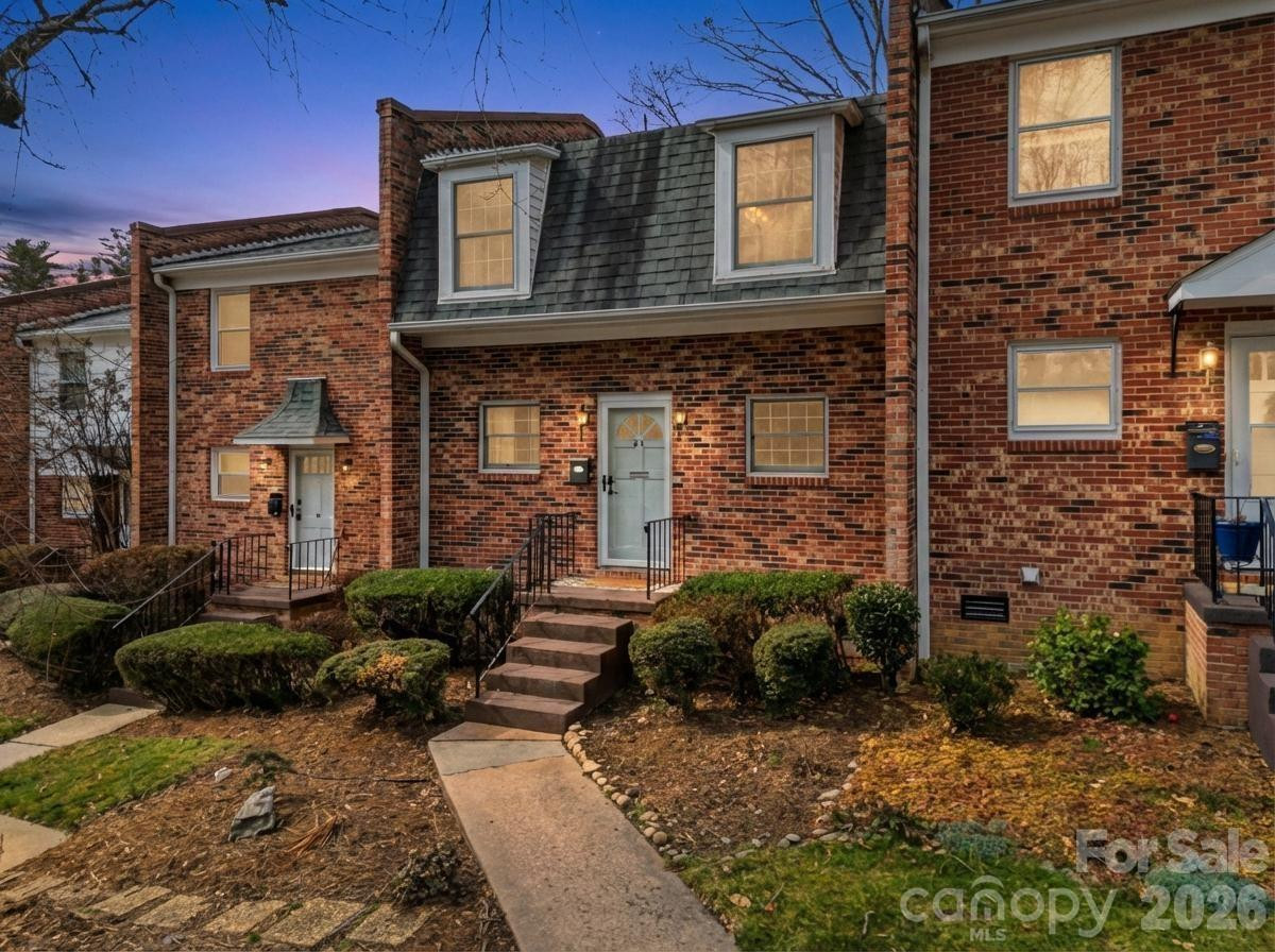 1409 Kensington Road #B-4 - Photo 2