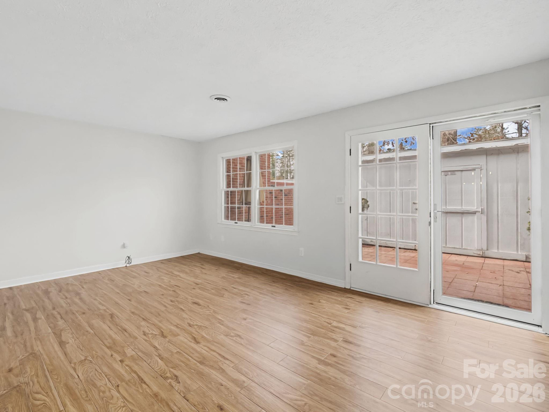 1409 Kensington Road #B-4 - Photo 14