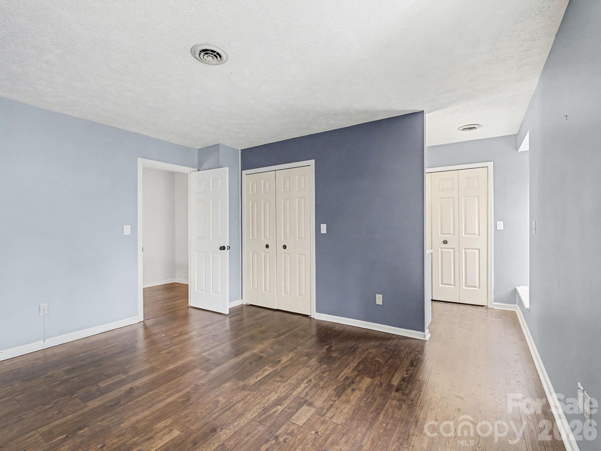 1409 Kensington Road #B-4 - Photo 18