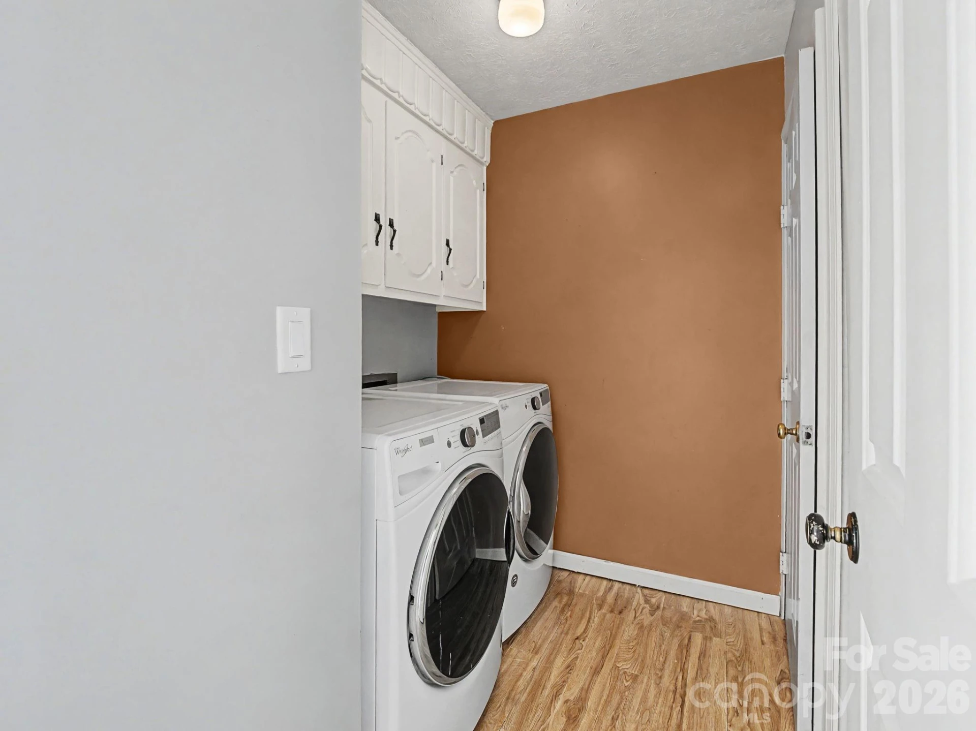 1409 Kensington Road #B-4 - Photo 27