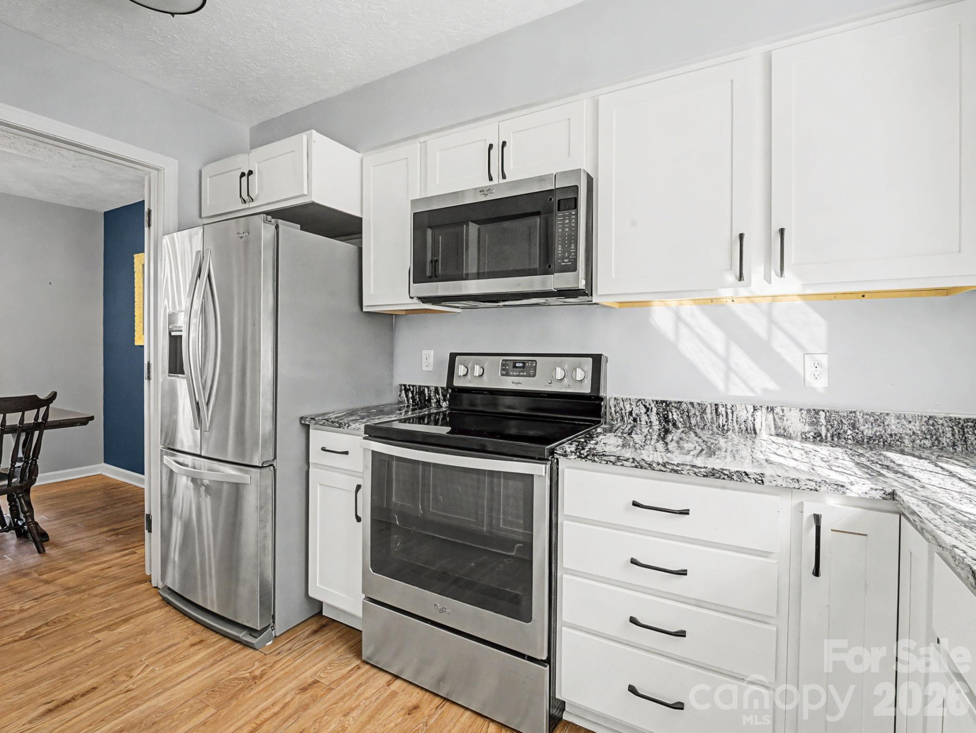 1409 Kensington Road #B-4 - Photo 7