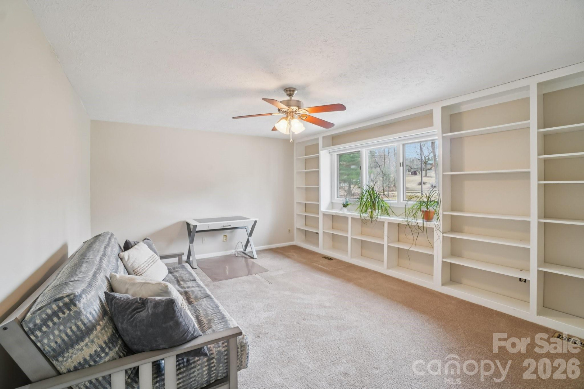 623 Owensby Road - Photo 18