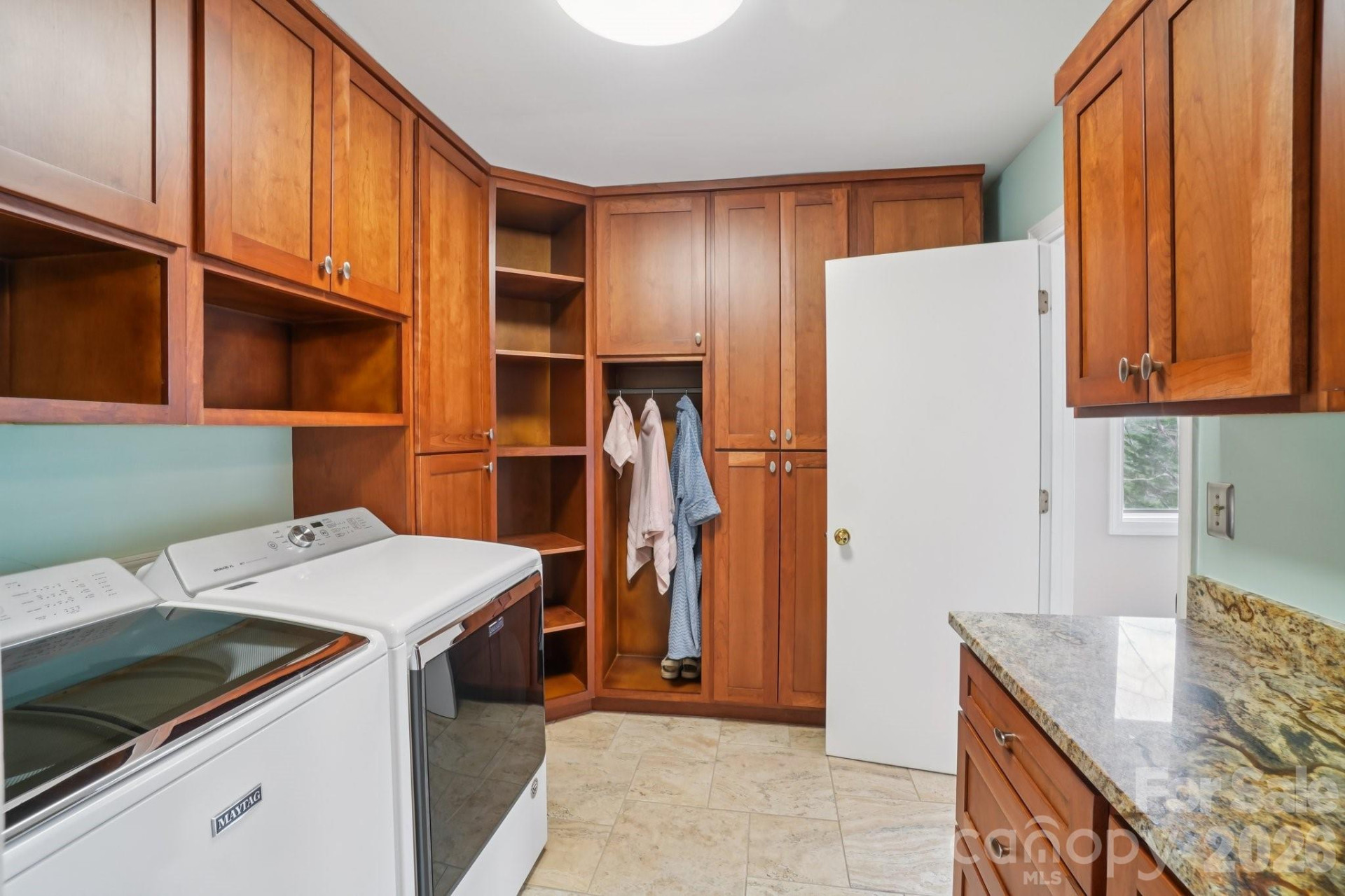 623 Owensby Road - Photo 23