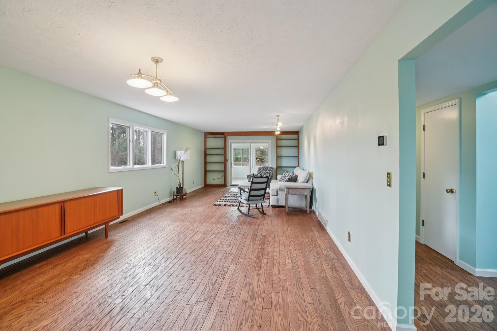 623 Owensby Road - Photo 7