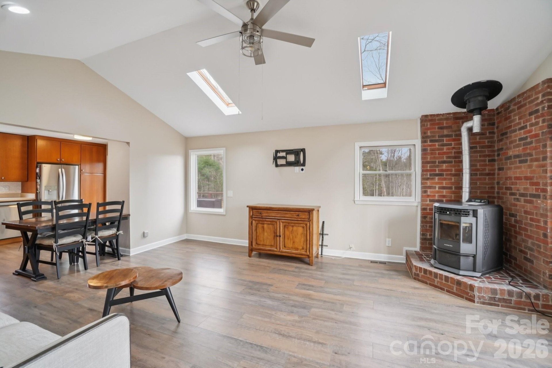 623 Owensby Road - Photo 10