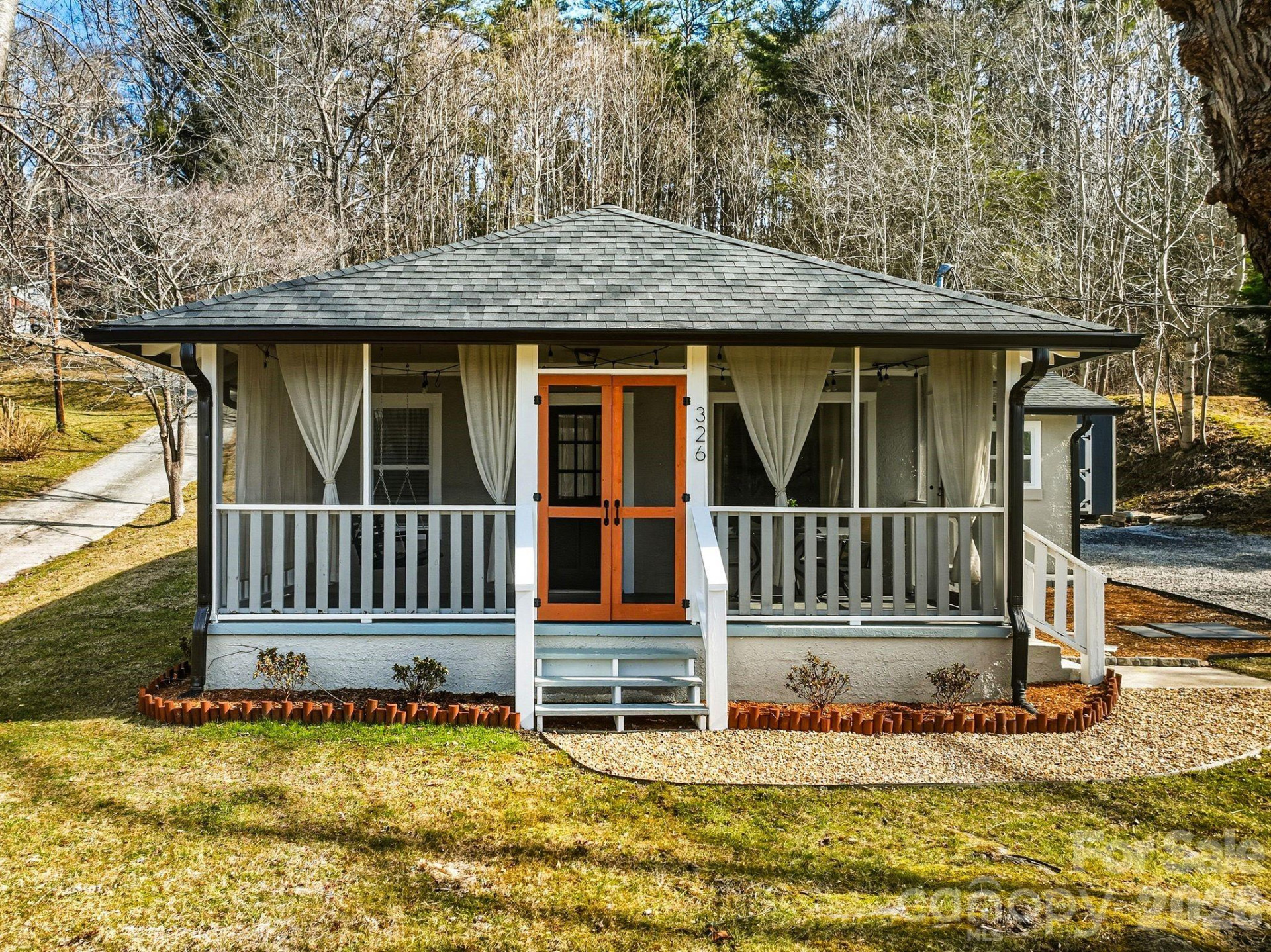 326 Lyndhurst Drive