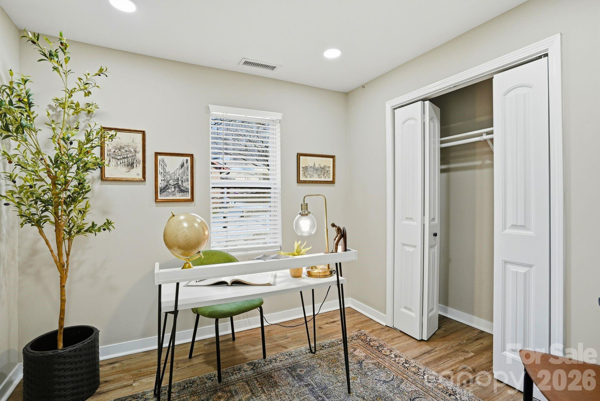 326 Lyndhurst Drive - Photo 14