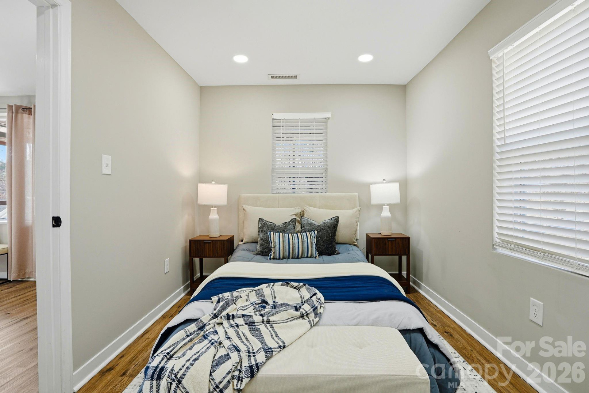 326 Lyndhurst Drive - Photo 7
