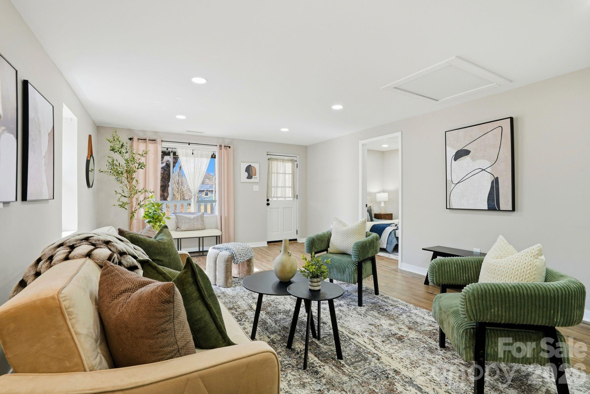 326 Lyndhurst Drive - Photo 9