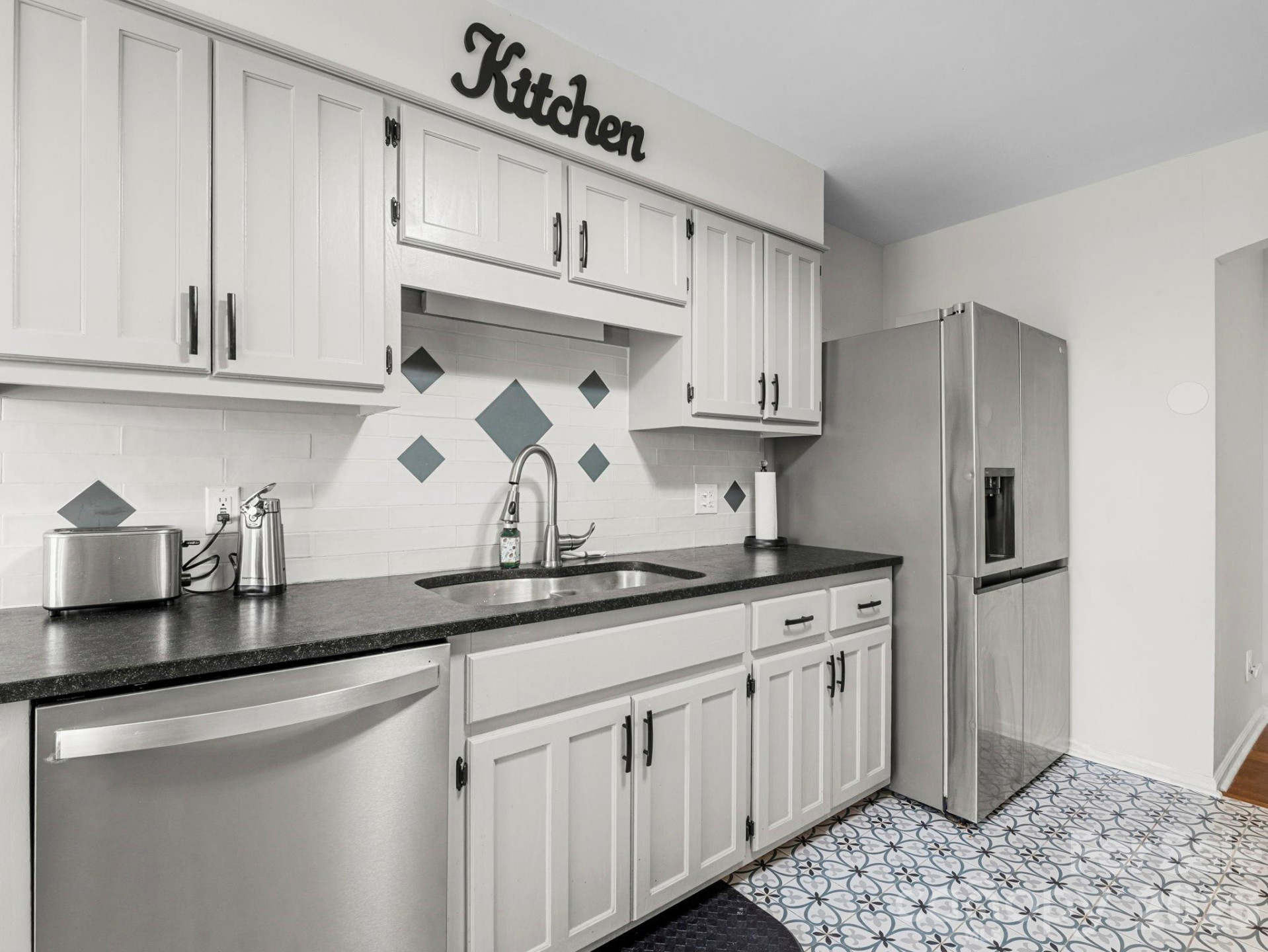 423 Mountain View Drive - Photo 14