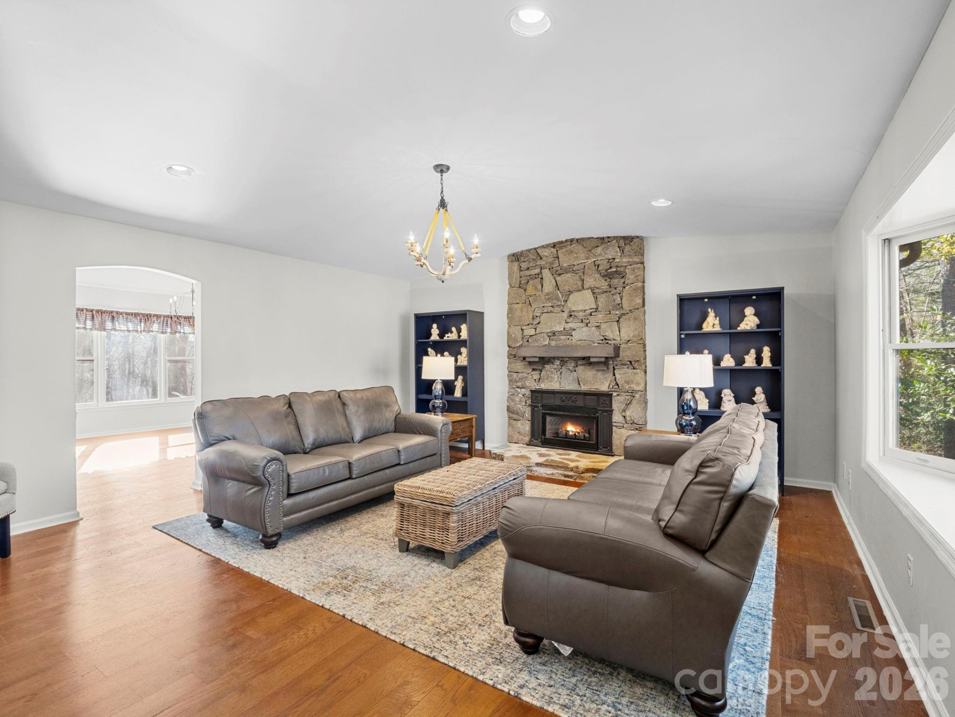 423 Mountain View Drive - Photo 9