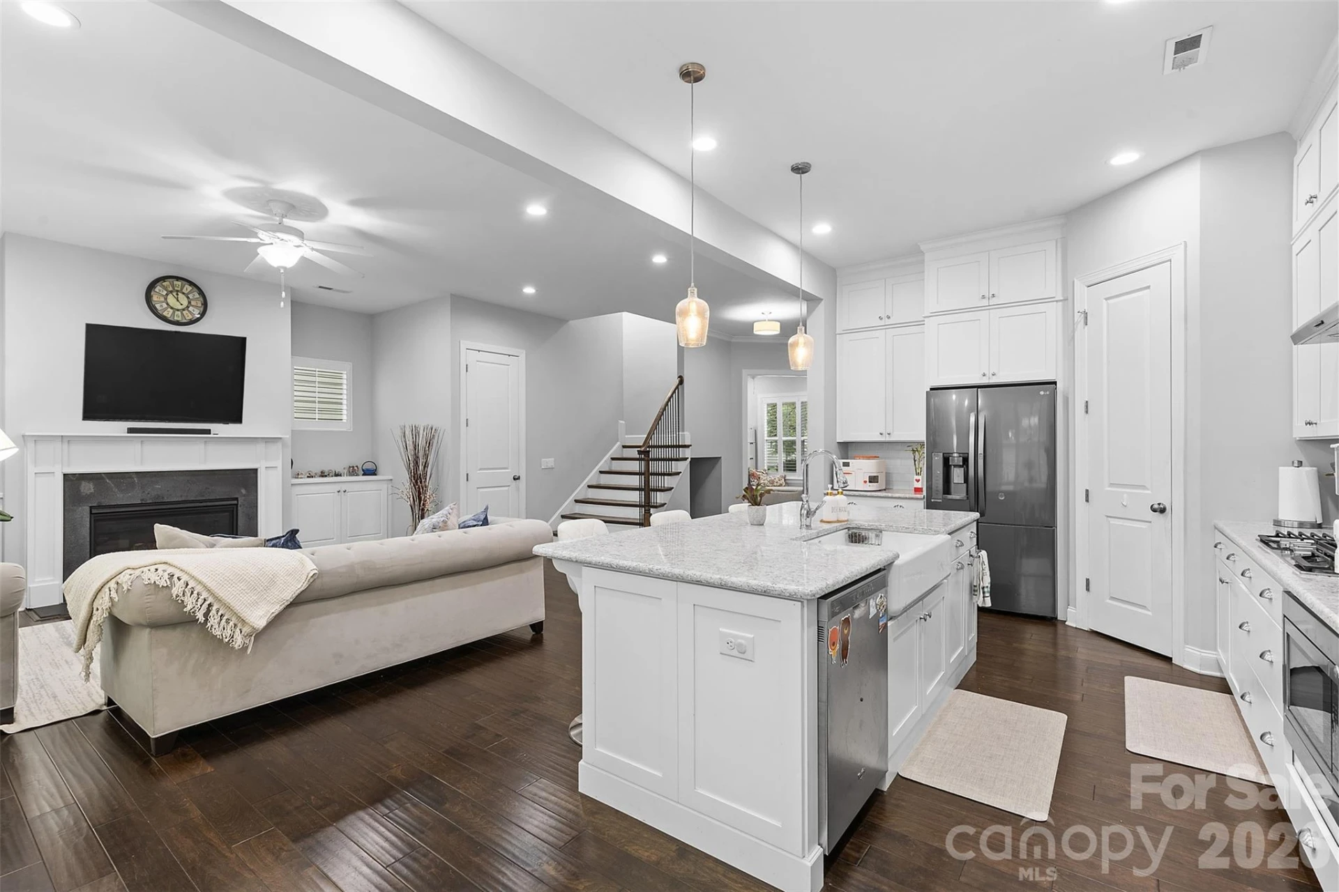 5401 Meadowcroft Way - Photo 14