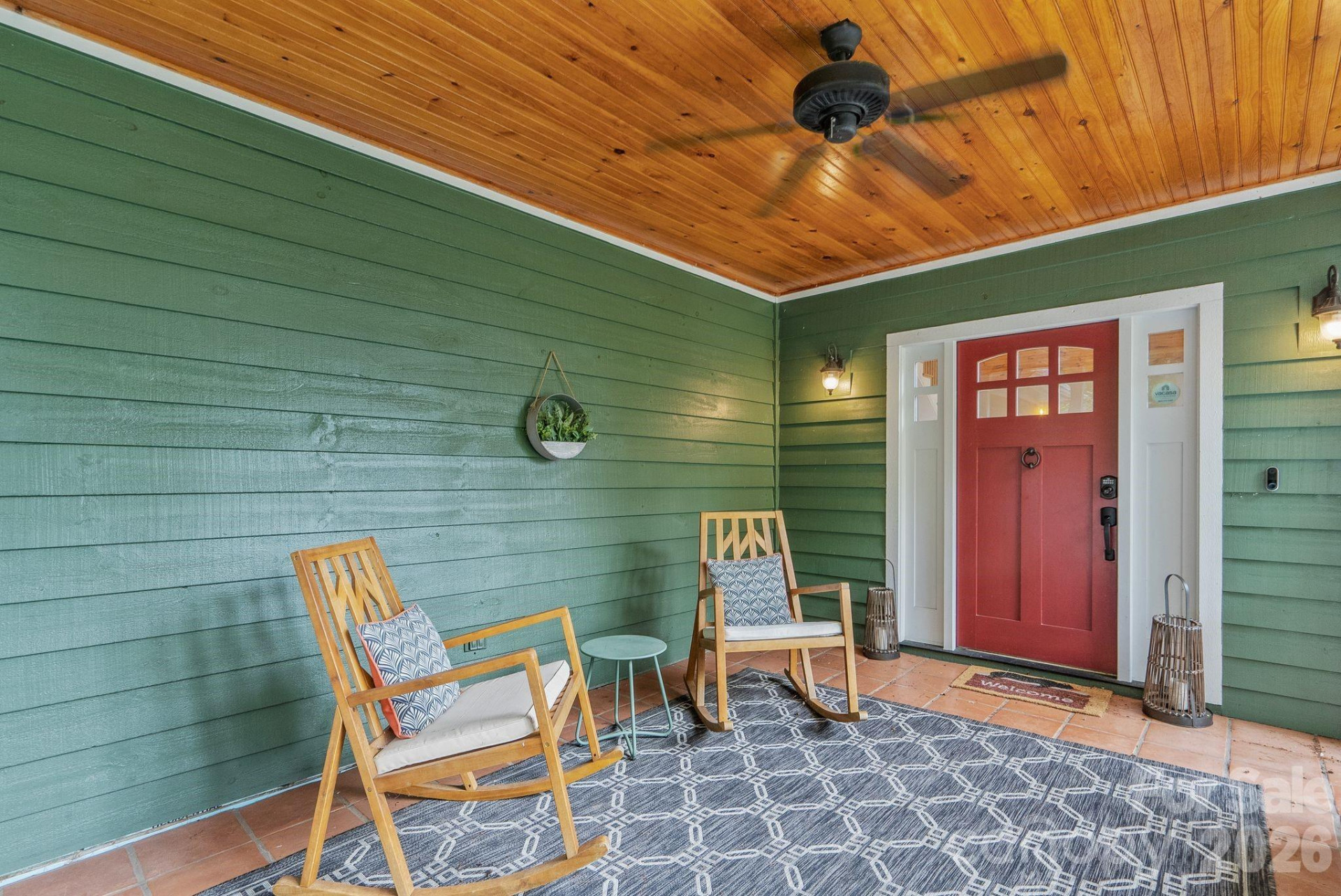 320 Woodland Drive - Photo 4