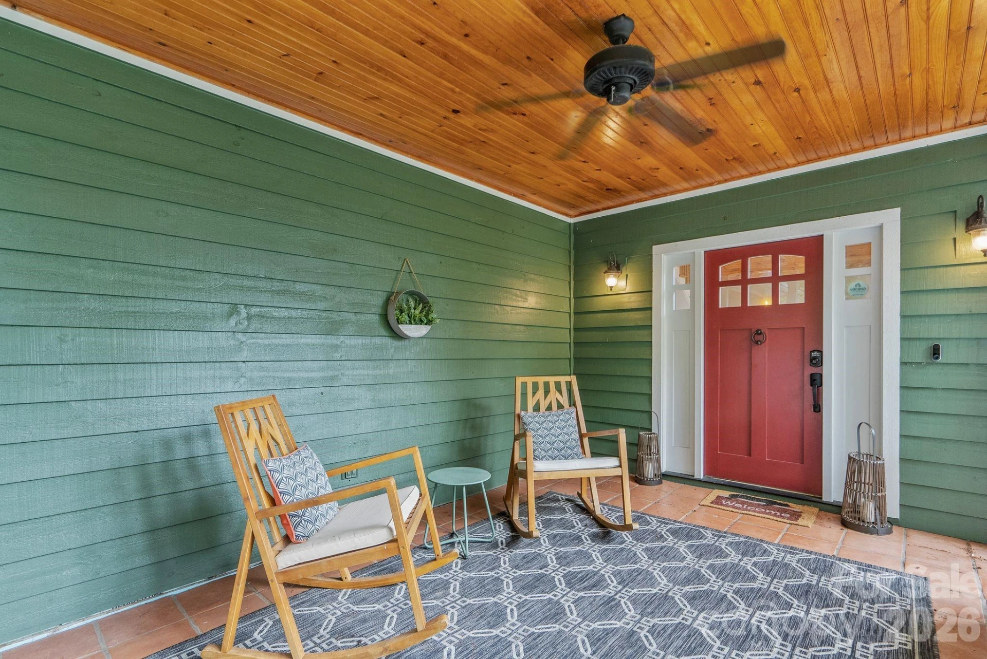 320 Woodland Drive - Photo 4